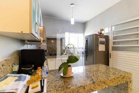 Casa à venda com 170m², 4 quartos e 3 vagasCozinha