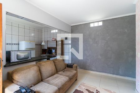 Casa à venda com 170m², 4 quartos e 3 vagasEdícula - Sala
