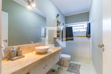 Casa à venda com 170m², 4 quartos e 3 vagasBanheiro social