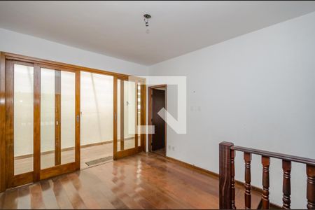 Sala 1 de casa para alugar com 3 quartos, 250m² em Nova Granada, Belo Horizonte