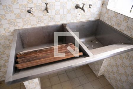 Casa para alugar com 250m², 5 quartos e 3 vagasLavanderia