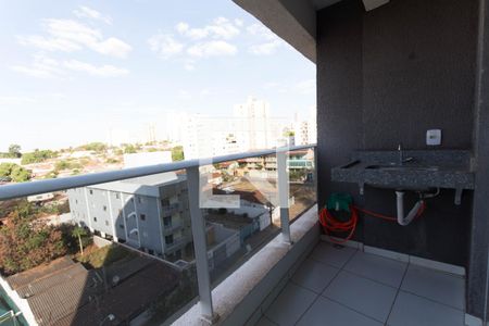 varanda de apartamento para alugar com 2 quartos, 77m² em Setor Leste Vila Nova, Goiânia