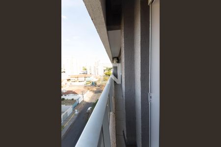 Apartamento para alugar com 77m², 2 quartos e 1 vagavaranda