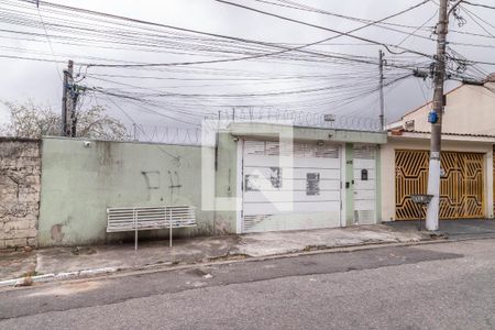 Casa de condomínio à venda com 65m², 2 quartos e 1 vagaFachada