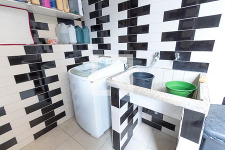 Casa à venda com 250m², 3 quartos e 2 vagasLavanderia