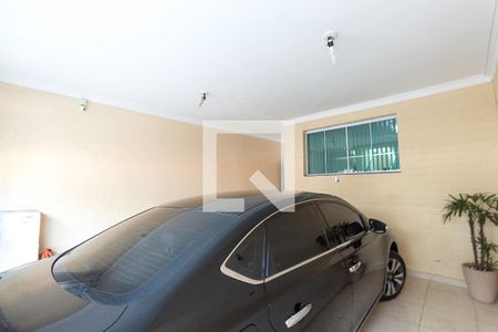 Casa à venda com 250m², 3 quartos e 2 vagasGaragem