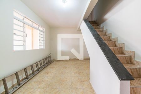 Sala de casa para alugar com 4 quartos, 140m² em Vila Campestre, São Paulo