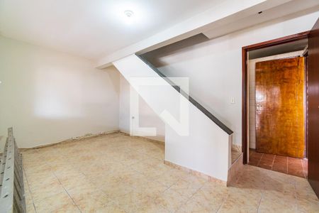 Sala de casa para alugar com 4 quartos, 140m² em Vila Campestre, São Paulo
