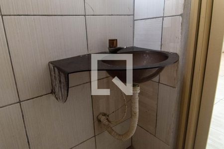 Casa para alugar com 32m², 1 quarto e sem vaga Casa para alugar com 32m², 1 quarto e sem vagaBanheiro