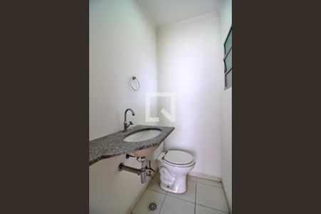 Apartamento à venda com 196m², 3 quartos e 2 vagasBanheiro de Serviço
