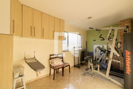 Casa à venda com 350m², 3 quartos e 3 vagasQuarto de Serviço / Academia