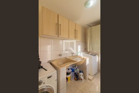 Casa à venda com 350m², 3 quartos e 3 vagasÁrea de Serviço