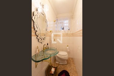 Casa à venda com 350m², 3 quartos e 3 vagasLavabo