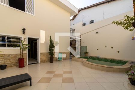 Casa à venda com 350m², 3 quartos e 3 vagasÁrea Externa