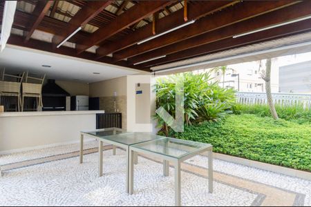 Apartamento à venda com 135m², 3 quartos e 2 vagas Apartamento à venda com 135m², 3 quartos e 2 vagasChurrasqueira