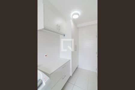 Apartamento à venda com 135m², 3 quartos e 2 vagas Apartamento à venda com 135m², 3 quartos e 2 vagasÁrea de Serviço