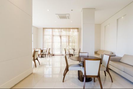 Apartamento à venda com 135m², 3 quartos e 2 vagas Apartamento à venda com 135m², 3 quartos e 2 vagasSalão de Festas