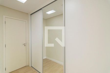 Apartamento à venda com 135m², 3 quartos e 2 vagas Apartamento à venda com 135m², 3 quartos e 2 vagasCloset da Suite 1