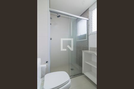 Apartamento à venda com 135m², 3 quartos e 2 vagas Apartamento à venda com 135m², 3 quartos e 2 vagasBanheiro da Suite 1