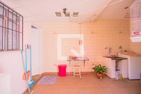 Casa à venda com 170m², 4 quartos e 2 vagasÁrea de Serviço