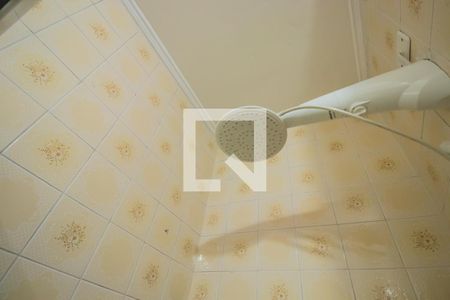 Casa à venda com 170m², 4 quartos e 2 vagasBanheiro 1