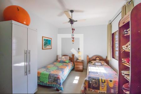 Casa à venda com 170m², 4 quartos e 2 vagasQuarto 4