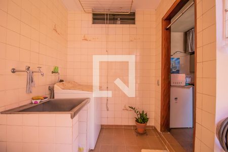 Casa à venda com 170m², 4 quartos e 2 vagasÁrea de Serviço