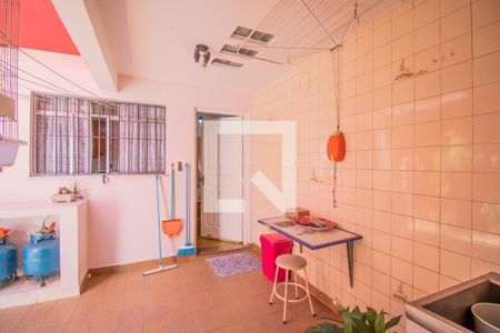 Casa à venda com 170m², 4 quartos e 2 vagasÁrea de Serviço