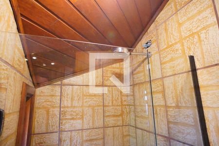 Casa para alugar com 400m², 3 quartos e 6 vagasBanheiro 2