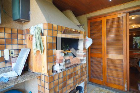 Casa para alugar com 400m², 3 quartos e 6 vagasÁrea de Serviço