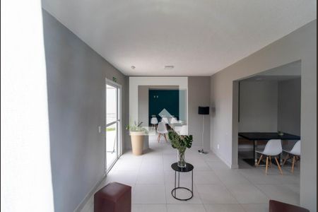 Apartamento para alugar com 42m², 2 quartos e 1 vaga Apartamento para alugar com 42m², 2 quartos e 1 vagaÁrea comum - Salão de festas