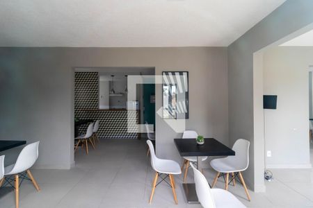 Apartamento para alugar com 42m², 2 quartos e 1 vaga Apartamento para alugar com 42m², 2 quartos e 1 vagaÁrea comum - Salão de festas