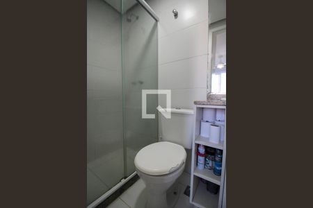 Apartamento para alugar com 51m², 2 quartos e 1 vaga Apartamento para alugar com 51m², 2 quartos e 1 vagaBanheiro da Suíte