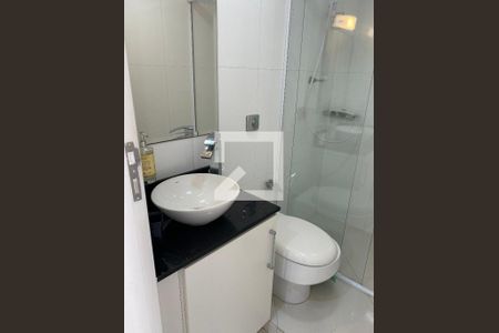Apartamento para alugar com 80m², 2 quartos e 1 vaga Apartamento para alugar com 80m², 2 quartos e 1 vagaBanheiro