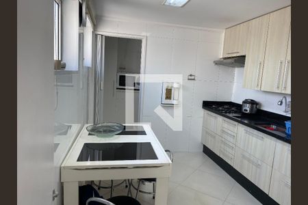 Apartamento para alugar com 80m², 2 quartos e 1 vaga Apartamento para alugar com 80m², 2 quartos e 1 vagaCozinha