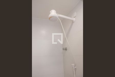 Banheiro de kitnet/studio para alugar com 1 quarto, 13m² em Perdizes, São Paulo