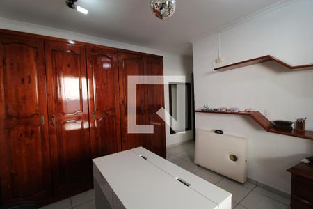 Casa à venda com 91m², 2 quartos e 2 vagasSuíte 2