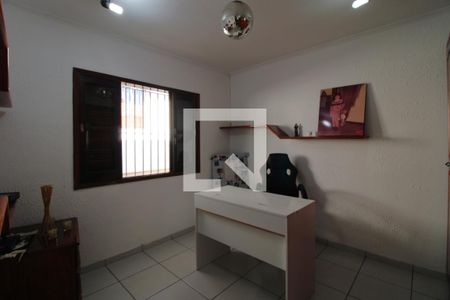 Casa à venda com 91m², 2 quartos e 2 vagasSuíte 2