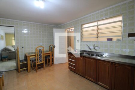 Casa à venda com 91m², 2 quartos e 2 vagasCozinha