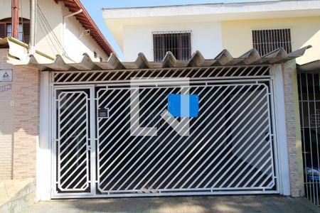 Casa à venda com 91m², 2 quartos e 2 vagasFachada