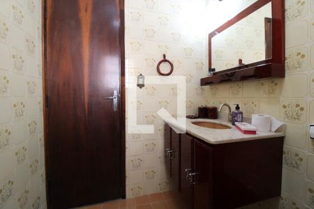 Casa à venda com 91m², 2 quartos e 2 vagasBanheiro da suíte 2