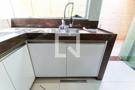 Casa à venda com 300m², 3 quartos e 2 vagasArmário da Cozinha