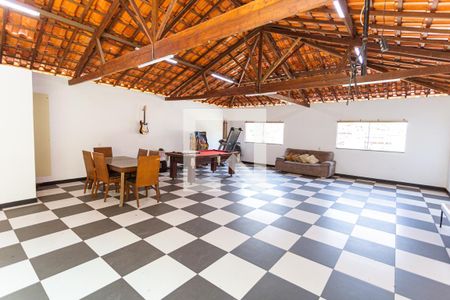 Casa à venda com 300m², 3 quartos e 2 vagasSalão de Festas