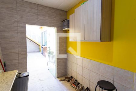 Casa à venda com 300m², 3 quartos e 2 vagasÁrea de Serviço