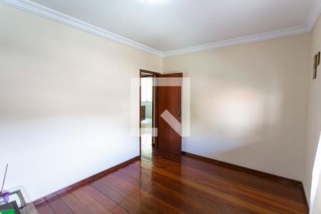 Casa à venda com 300m², 3 quartos e 2 vagasQuarto 3