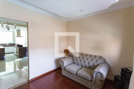 Sala de casa à venda com 3 quartos, 300m² em São Marcos, Belo Horizonte