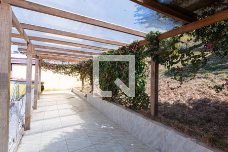 Casa à venda com 300m², 3 quartos e 2 vagasQuintal