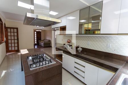Casa à venda com 300m², 3 quartos e 2 vagasCozinha