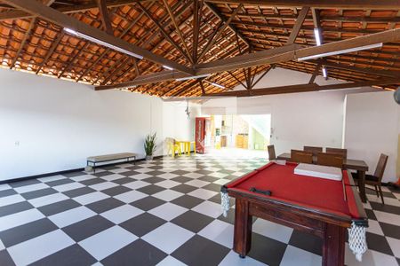 Casa à venda com 300m², 3 quartos e 2 vagasSalão de Festas