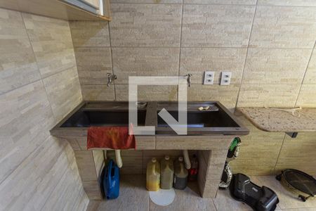 Casa à venda com 300m², 3 quartos e 2 vagasTanque